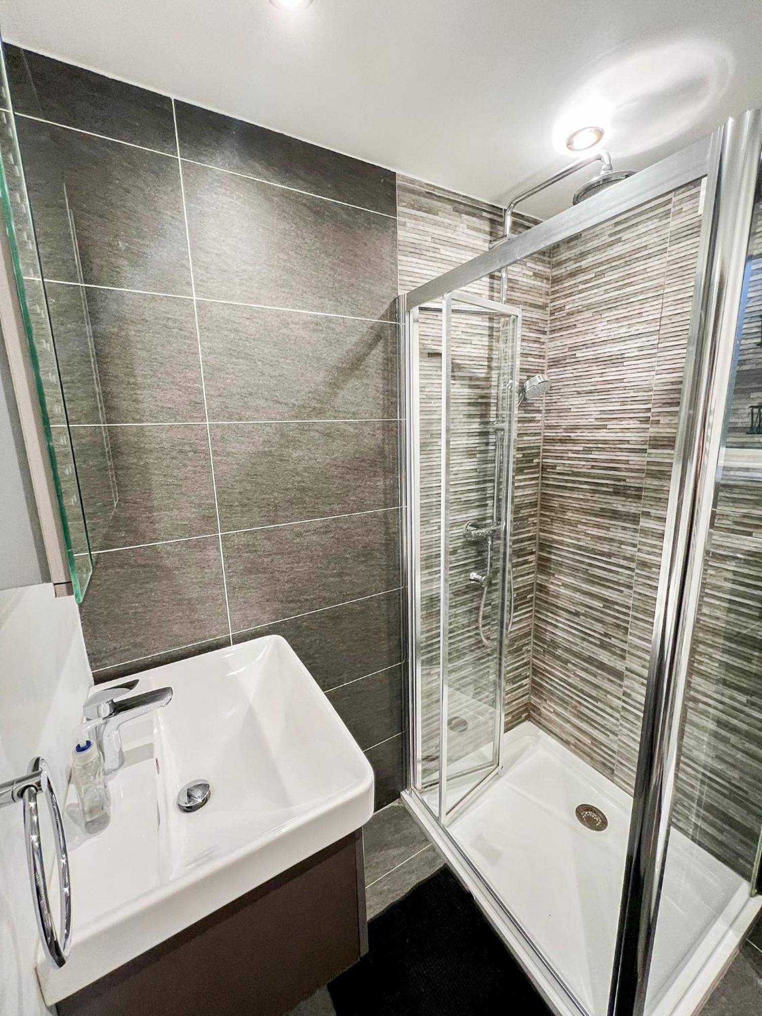 Appartement Charming 2-bedroom Flat With Private Balcony Near Islington Station, Canonbury Londen